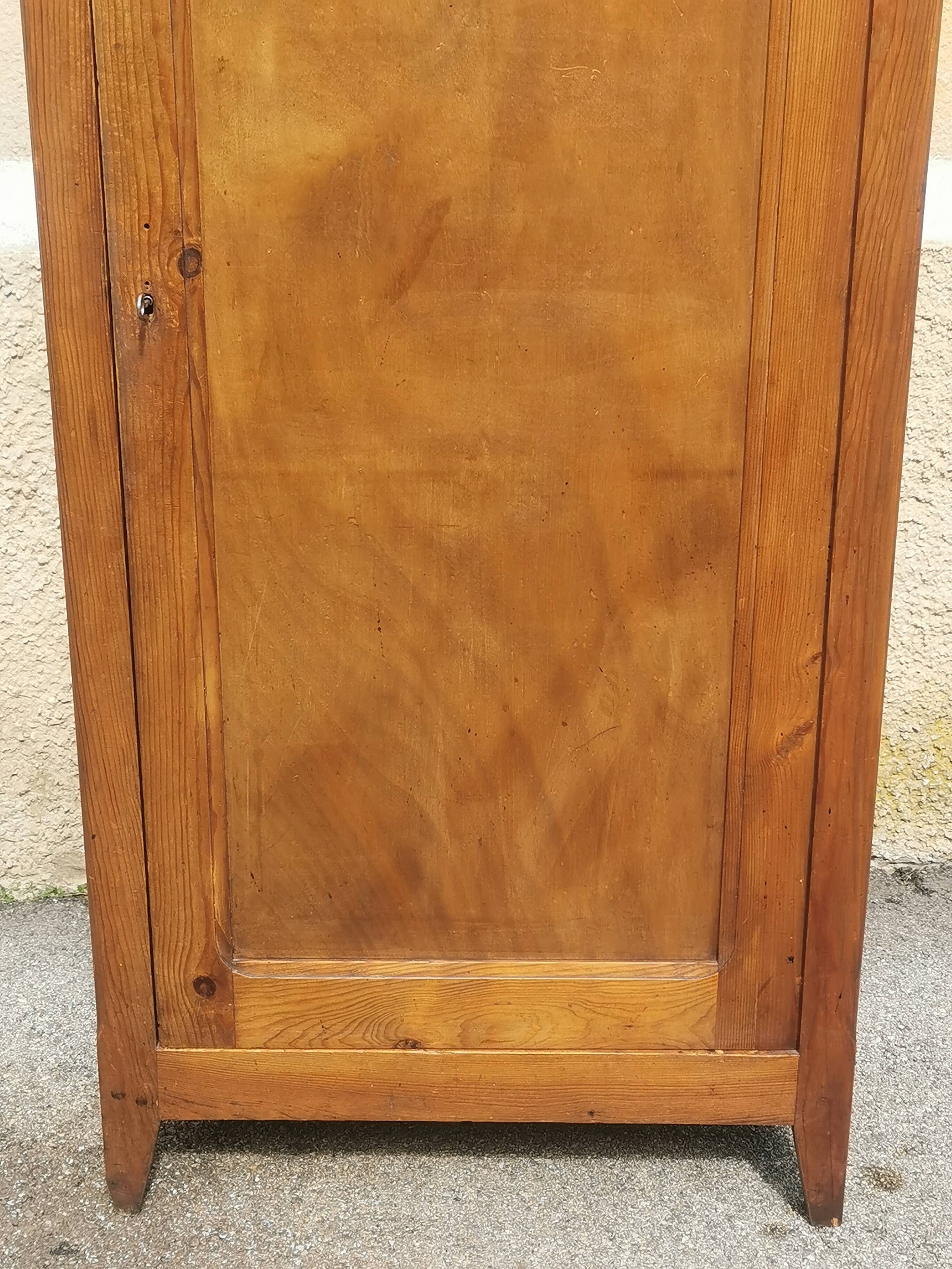 Parisian wardrobe with 1 door