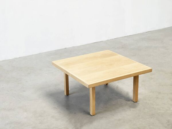 Hans Wegner pour la table basse Getama