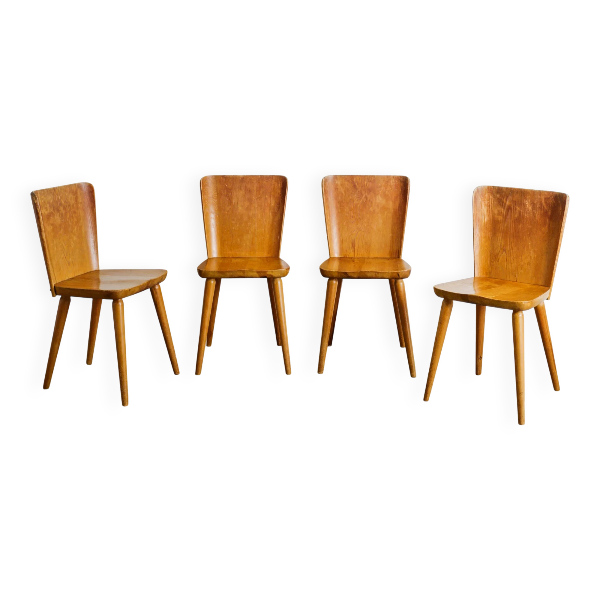 Chaises de salle à manger en pin suédois vintage par Göran Malmvall, années 1940.