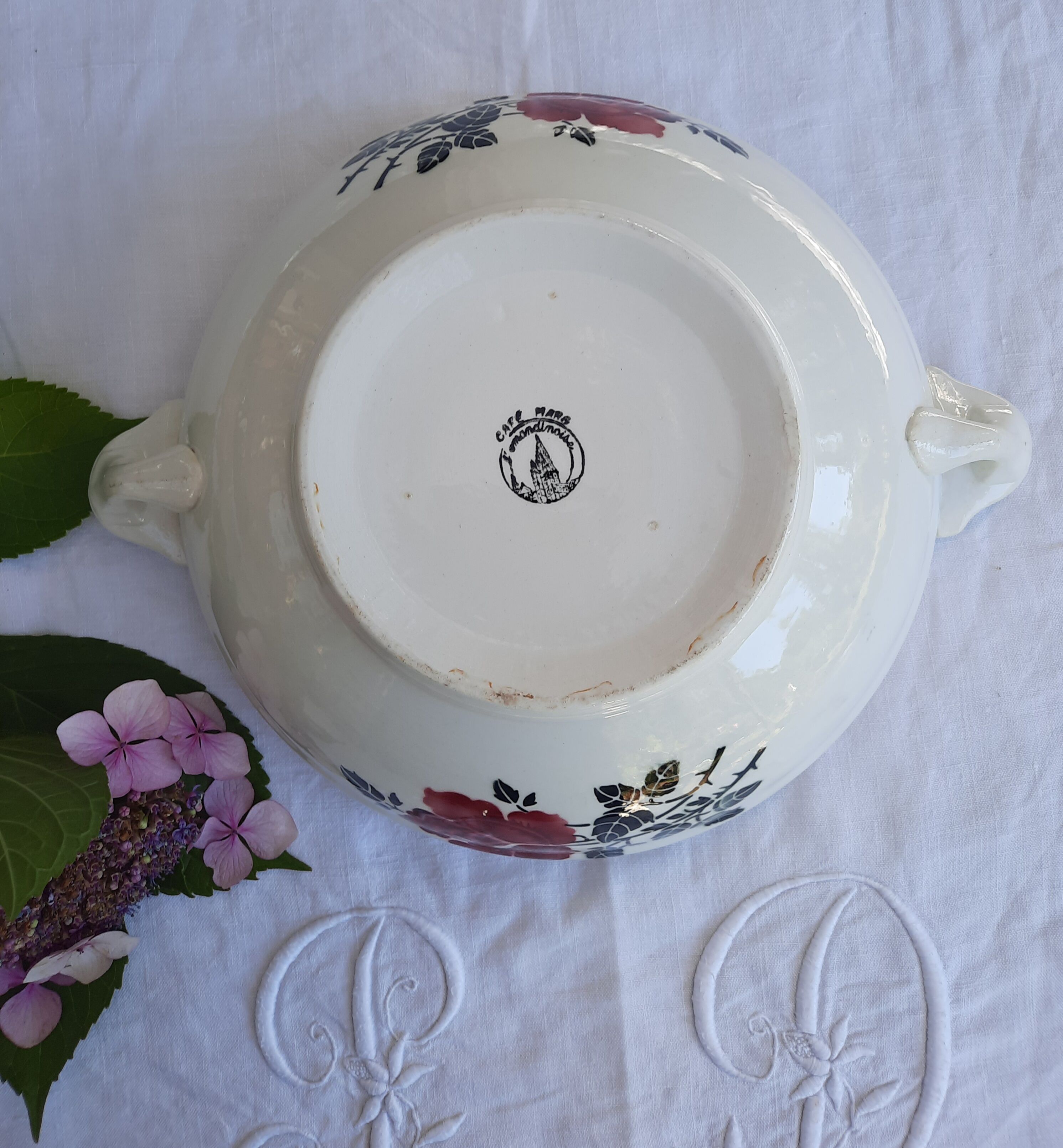 L'Amandinoise earthenware salad bowl