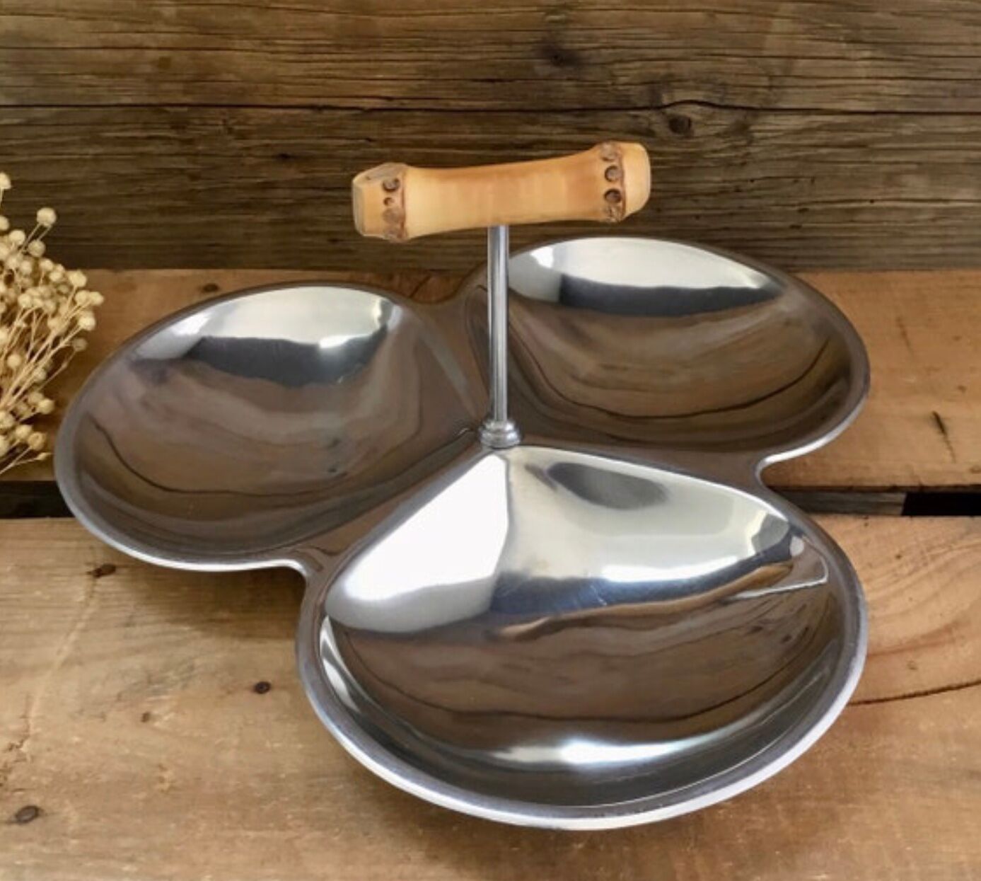 Vintage dish in stainless steel bamboo handle