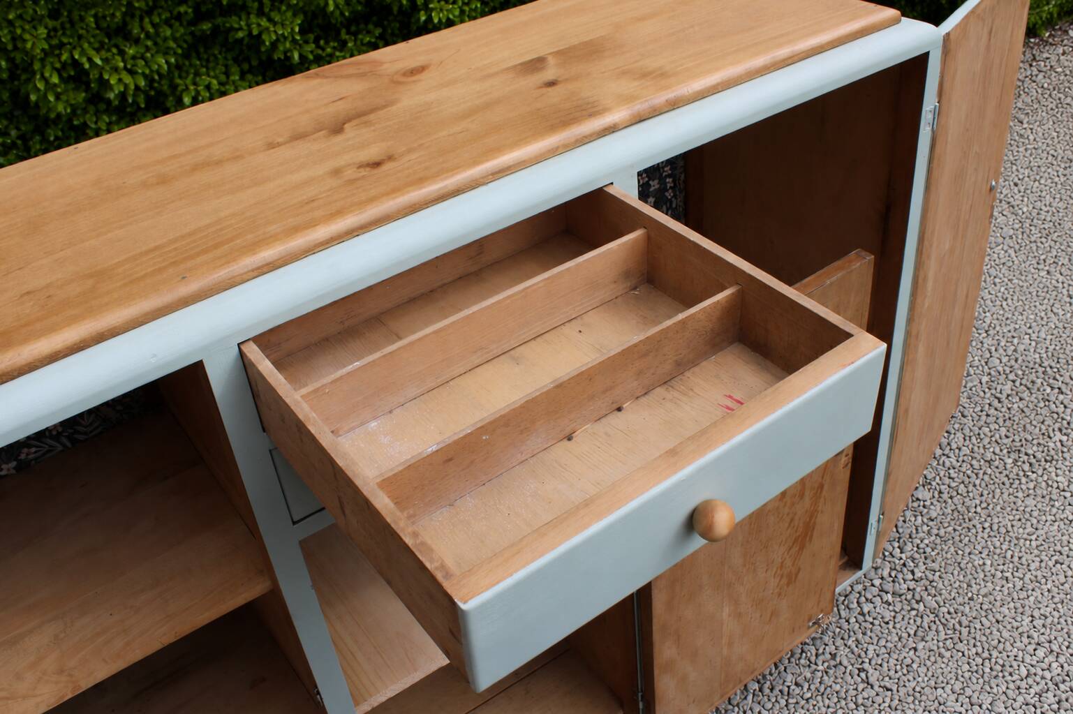 Renovated vintage buffet in Mado style – Celadon Libéron and natural wood – 13
