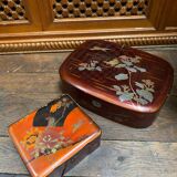 Lot de boîtes anciennes japonaises laquées