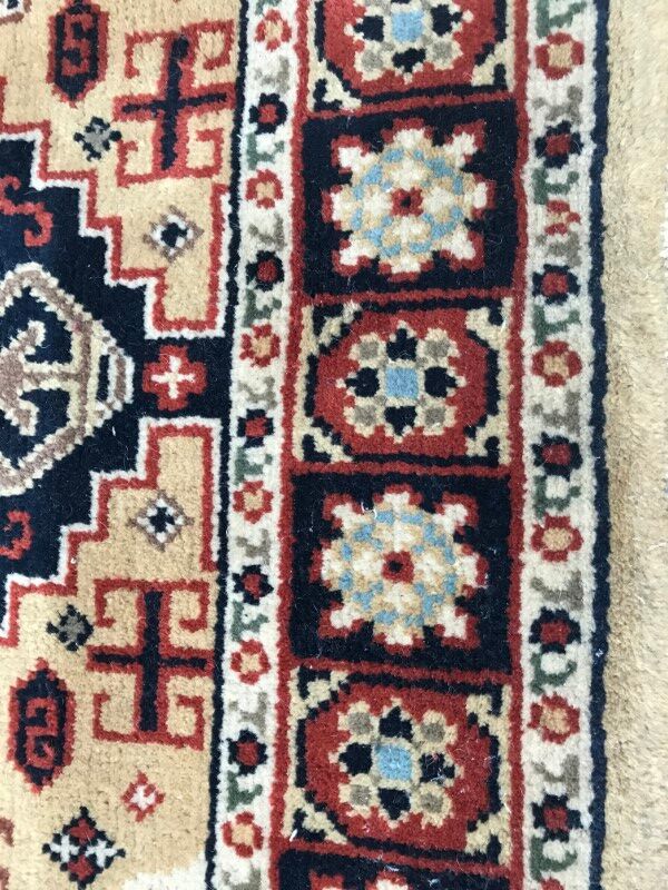 Vintage 120 X 226 CM hand made Turkish rugs