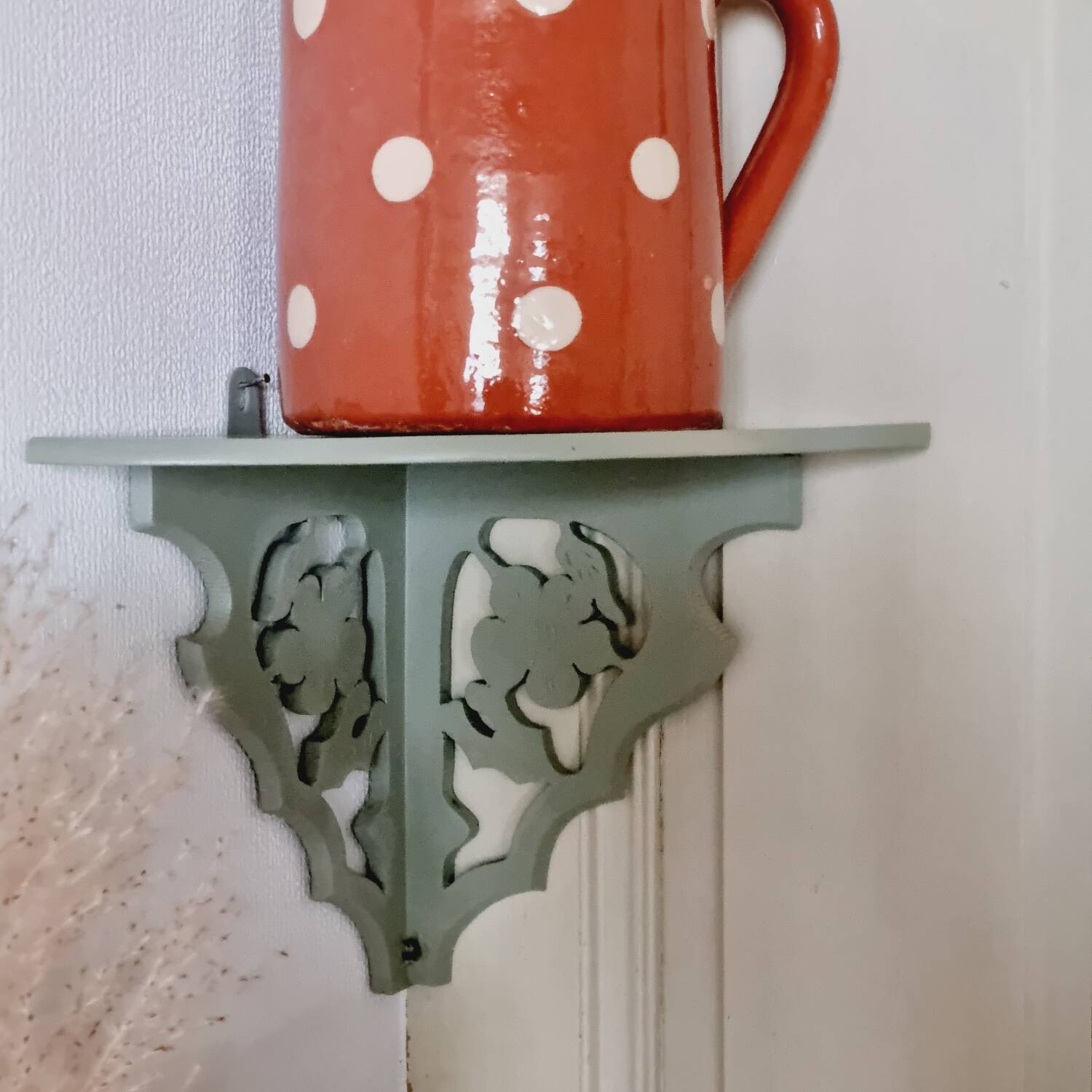 Lot of 2 old shelves