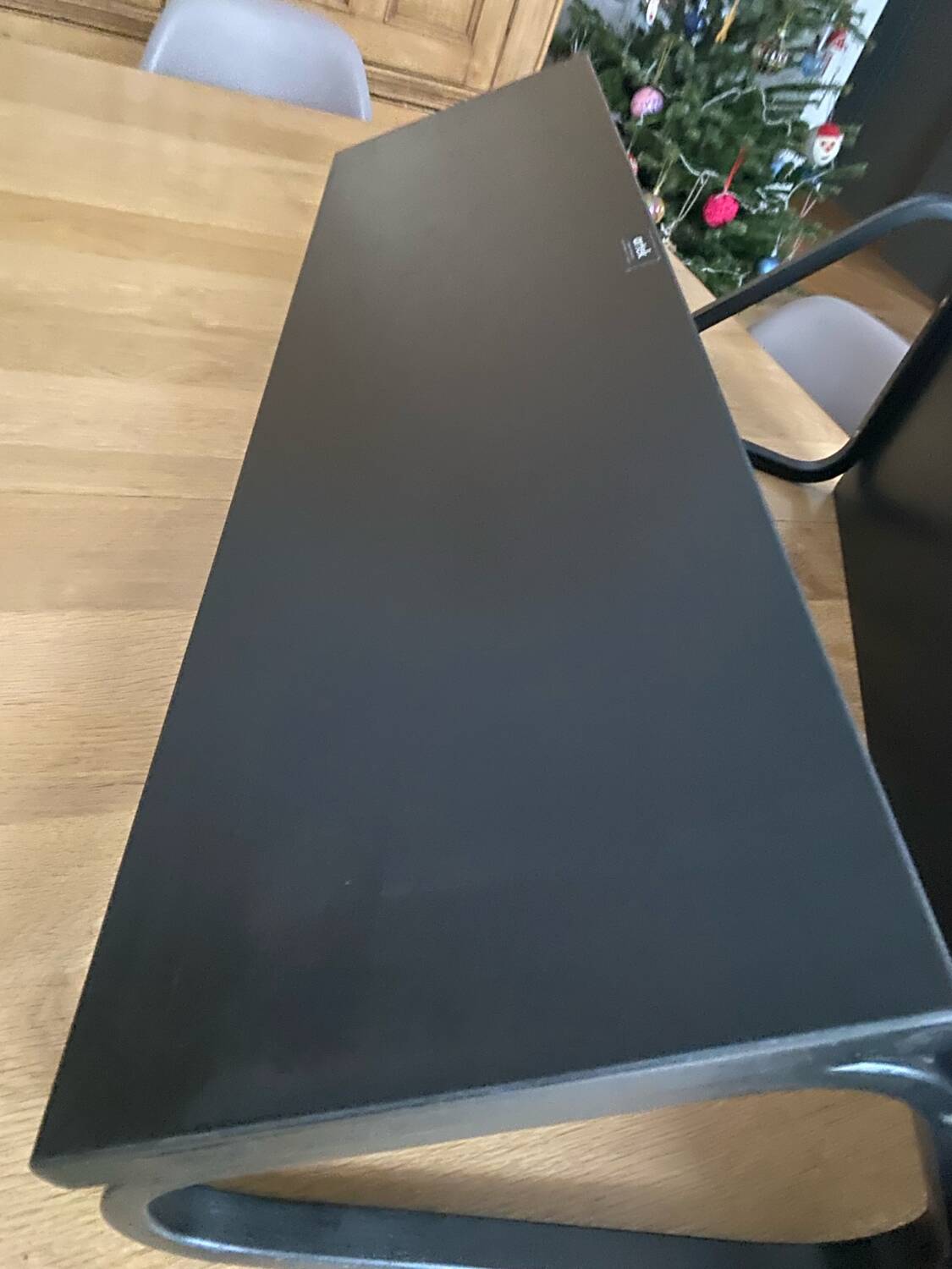 2 Artek 112 B Alvaar Alto design black shelves