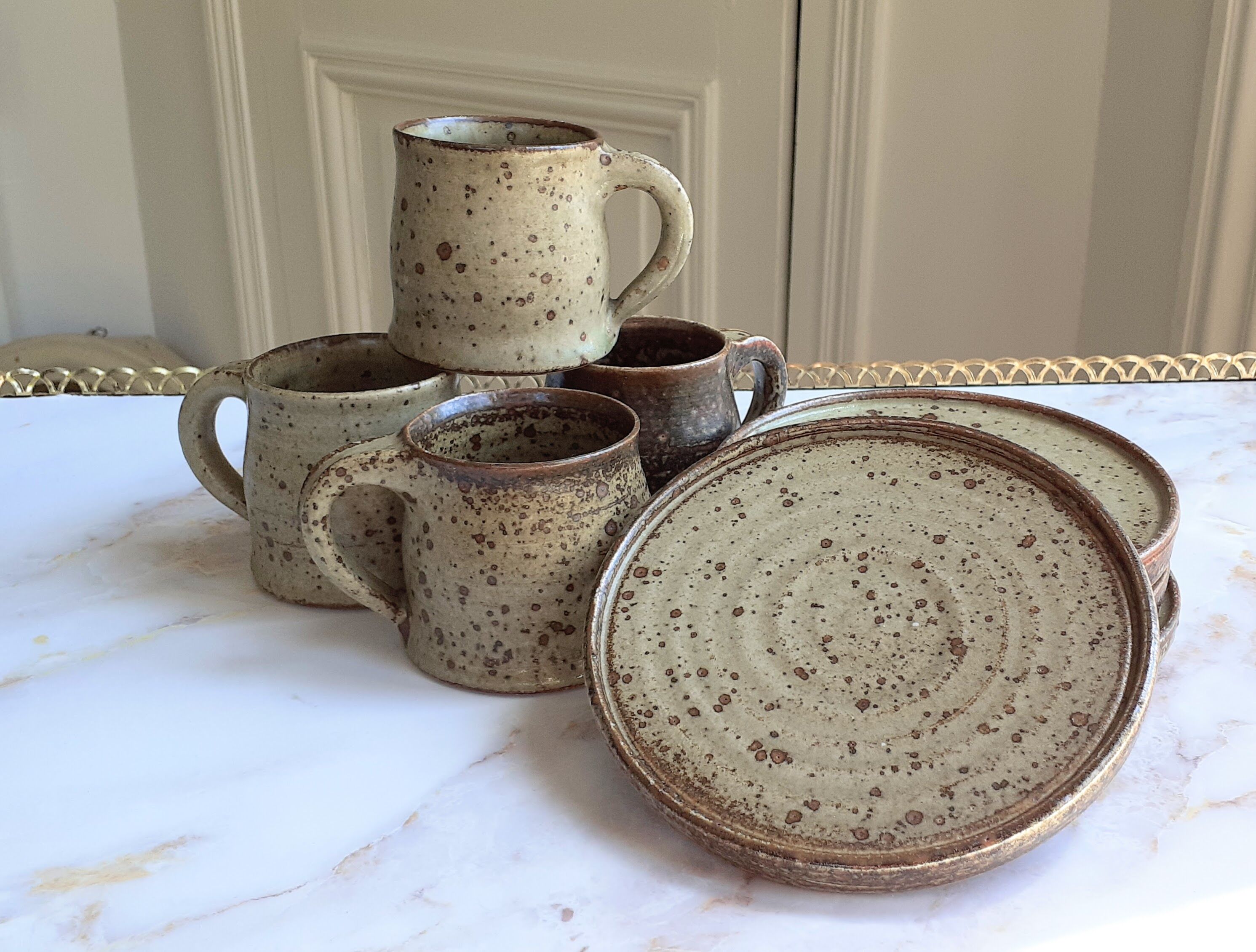 Service de tasses à café vintage en grès