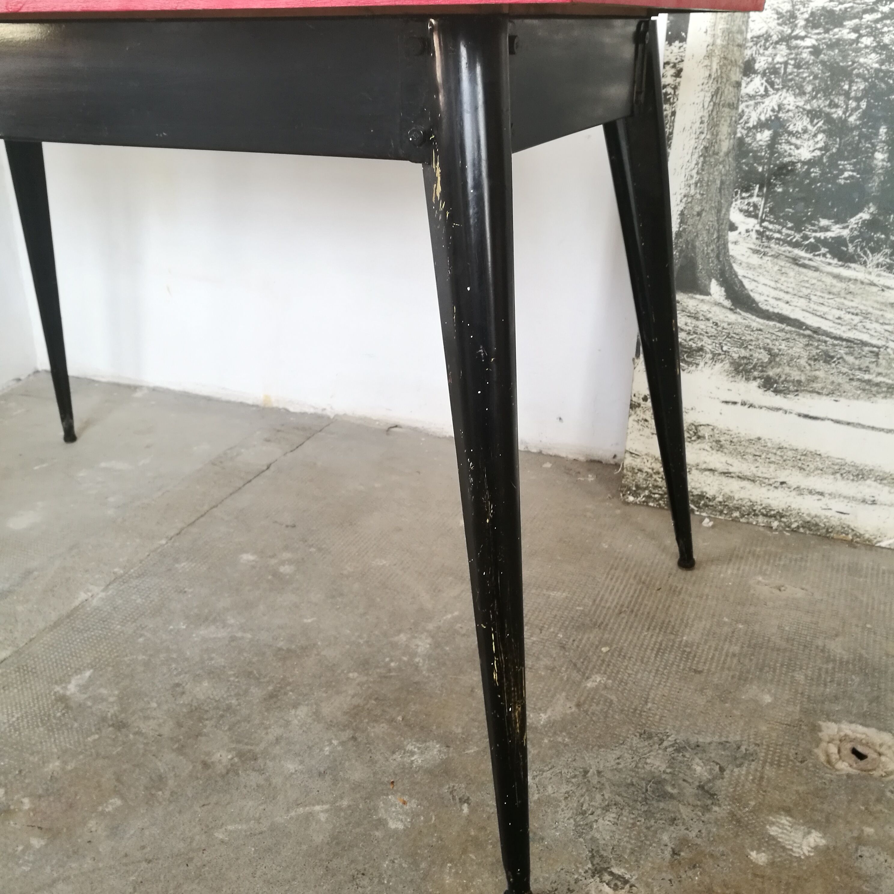 Table Xavier Pauchard edited by Tolix