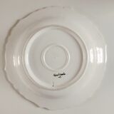 Empty pocket decorated with red and blue flowers