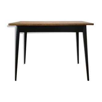 A table 1960