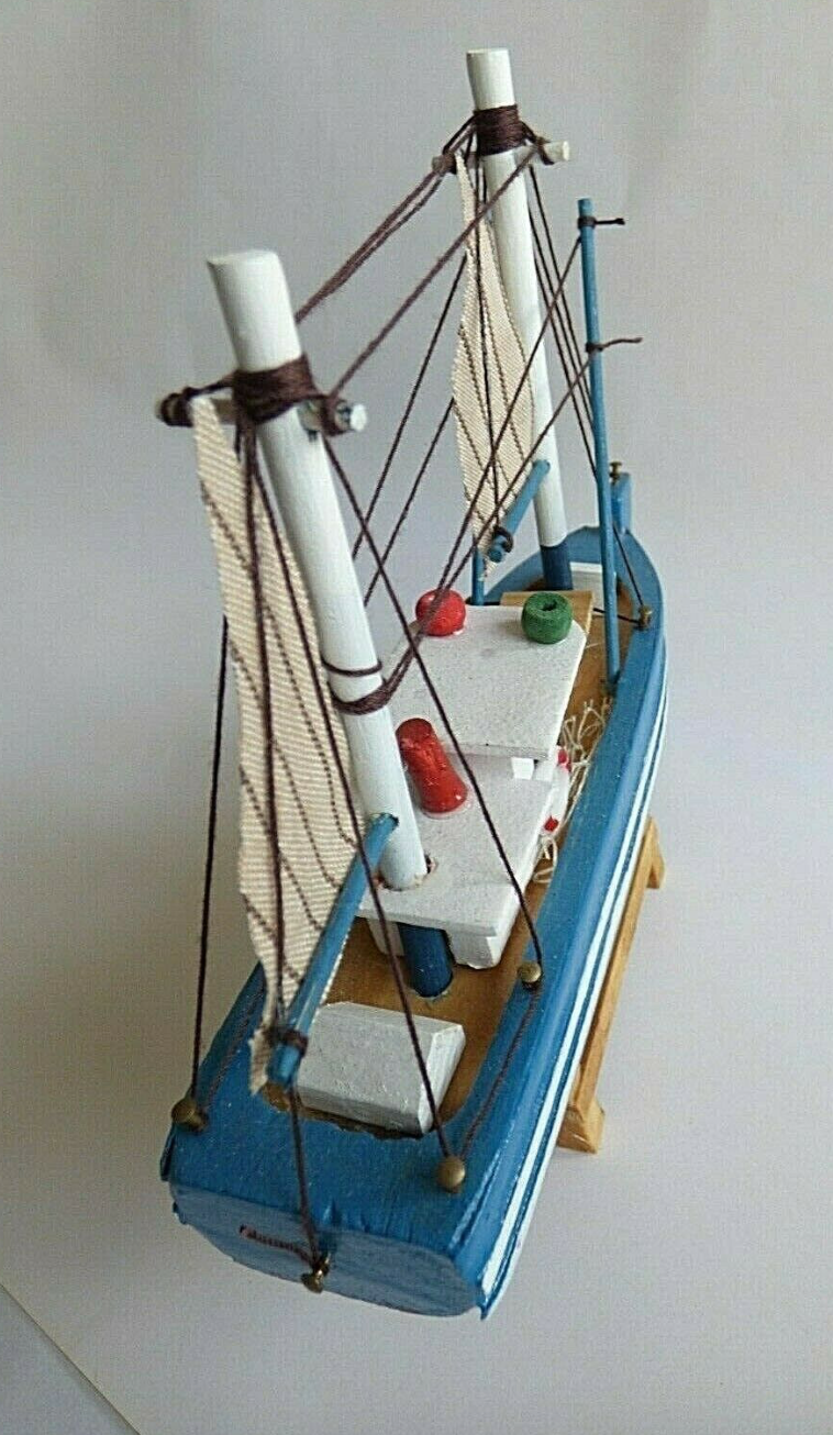 Wooden boat model