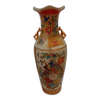 Grand Vase En Porcelaine