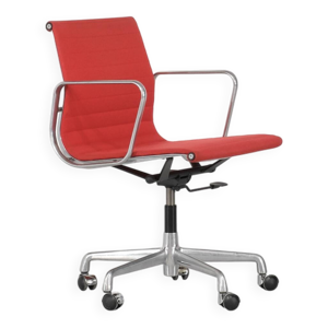 Fauteuil EA 117 - ray charles