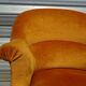 Fauteuil crapaud en velours jaune