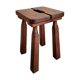 Tabouret brutaliste en bois
