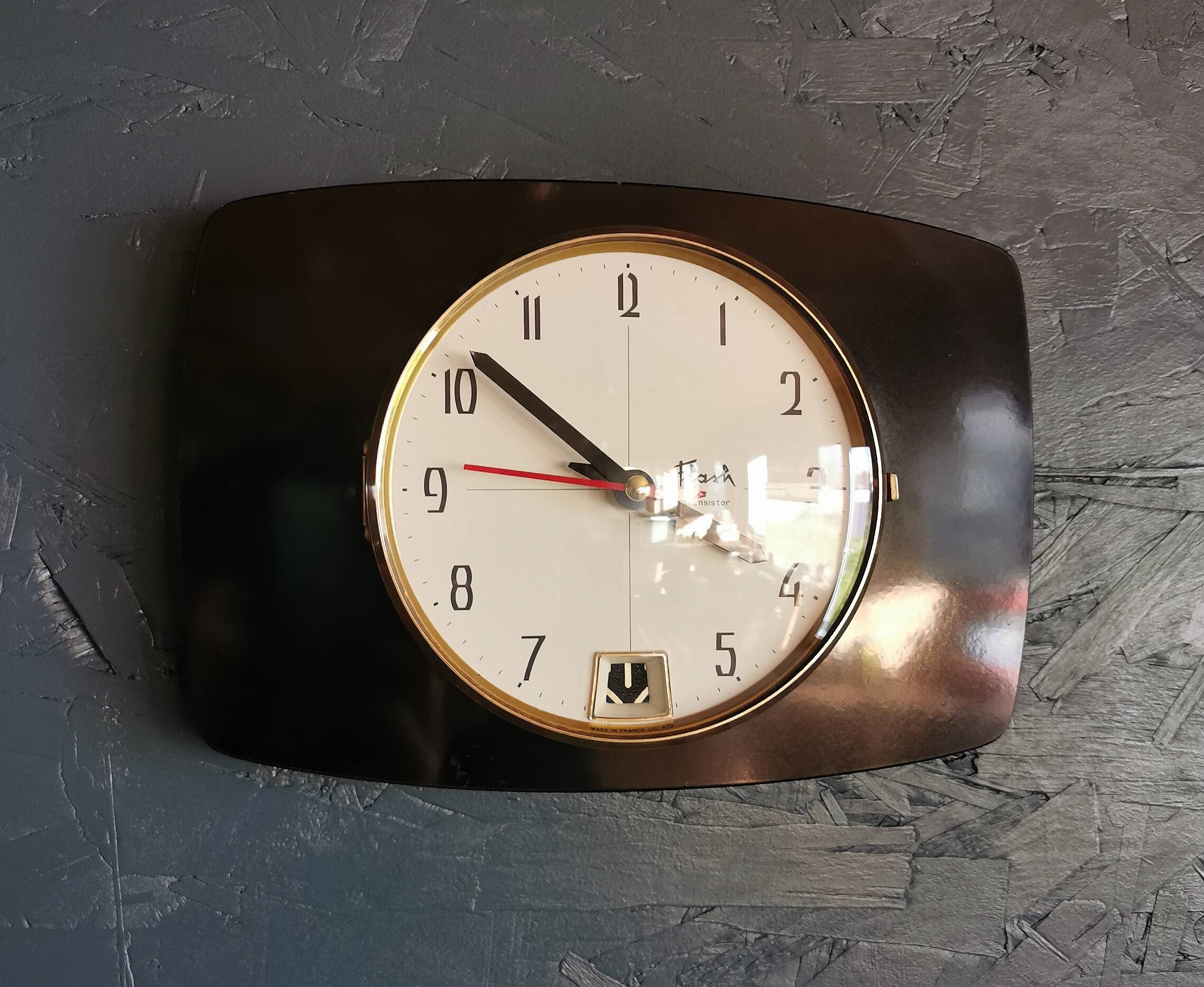 Vintage formica clock rectangular silent wall pendulum "Black transistor flash"