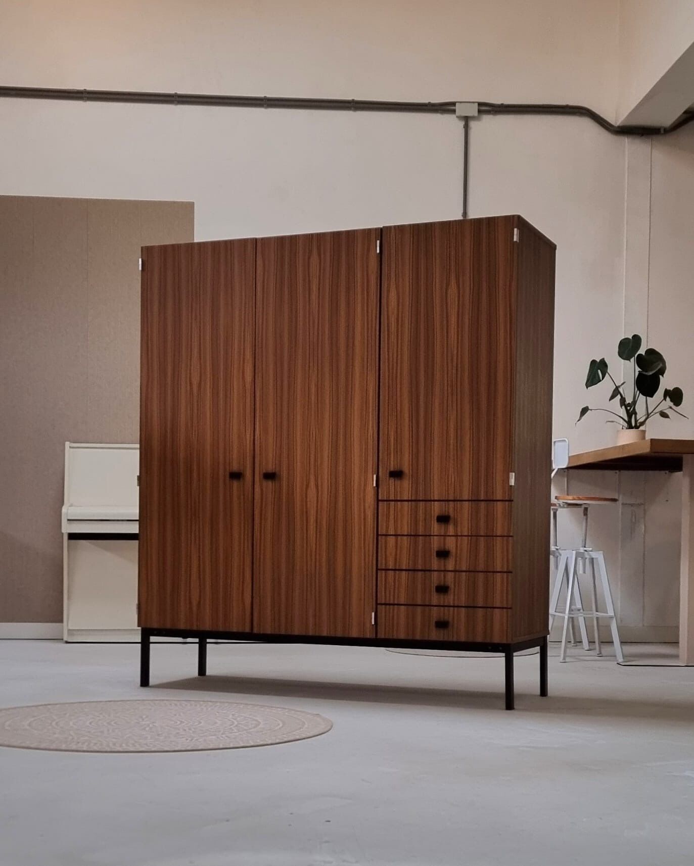 1970s wardrobe