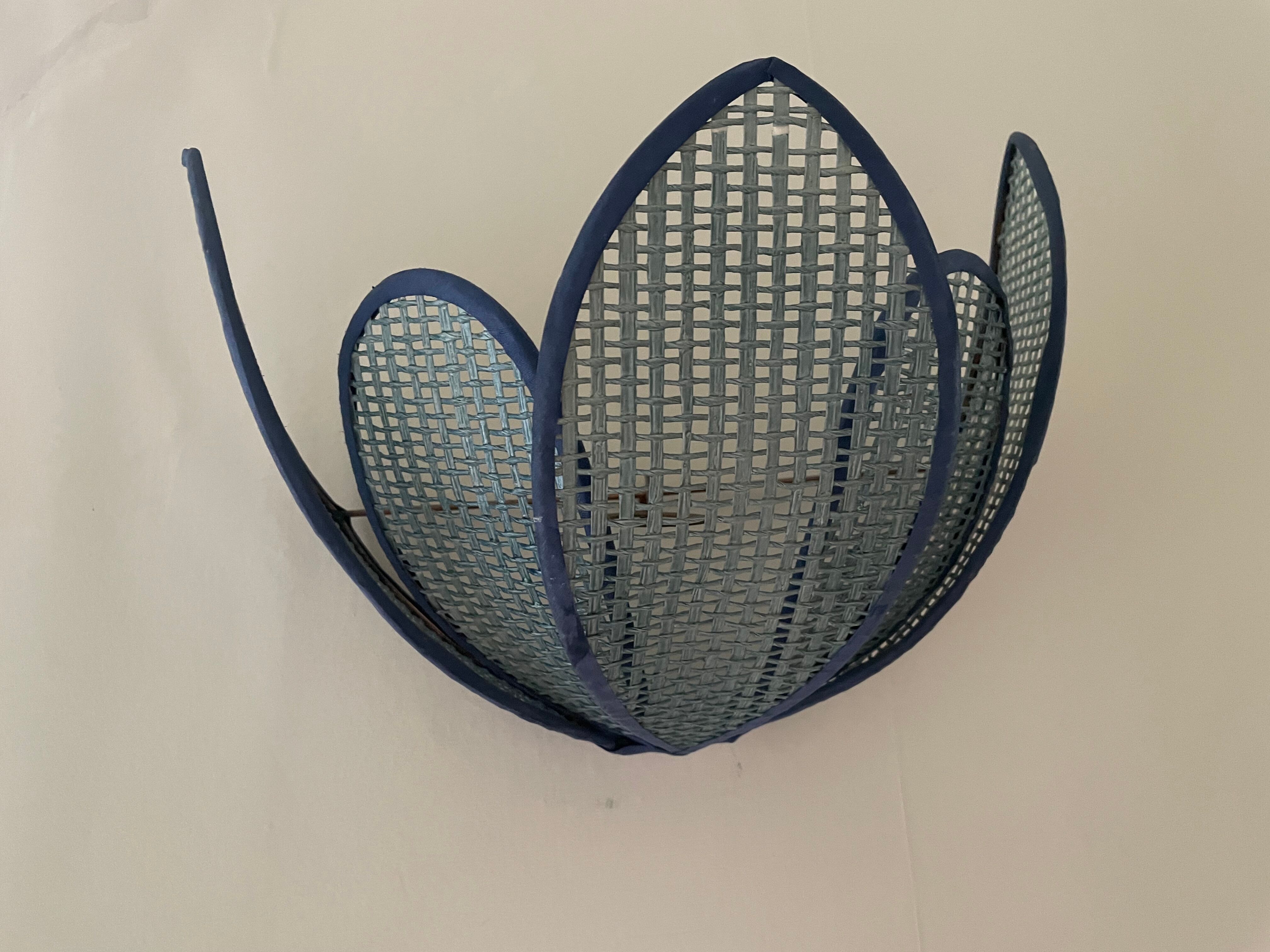 Lotus flower canning wall lamp