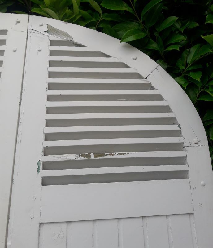 Arched shutters oak louvers H226xW277 4 leaves