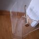 Porte revue en plexiglas David Lange pour Roche Bobois