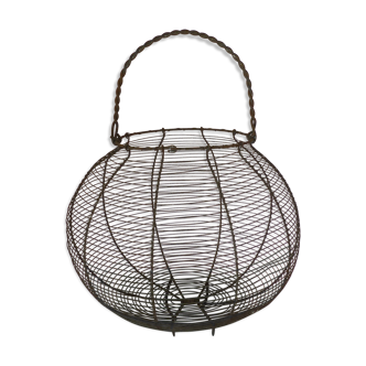 Egg basket