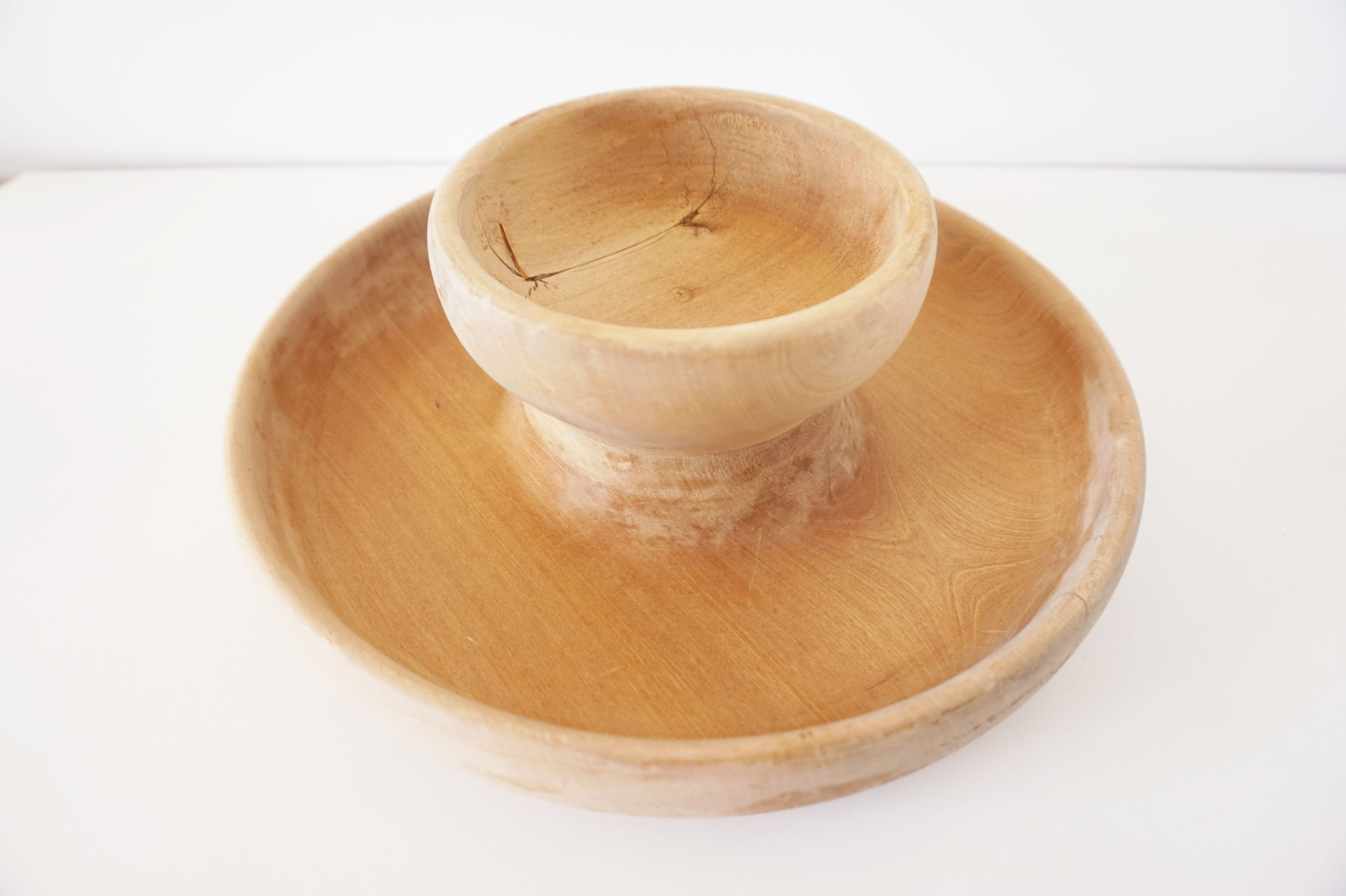 Raw solid wood fruit basket