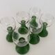 Un ensemble de 6 verres à vin vintage MCM en forme de ruche verte.