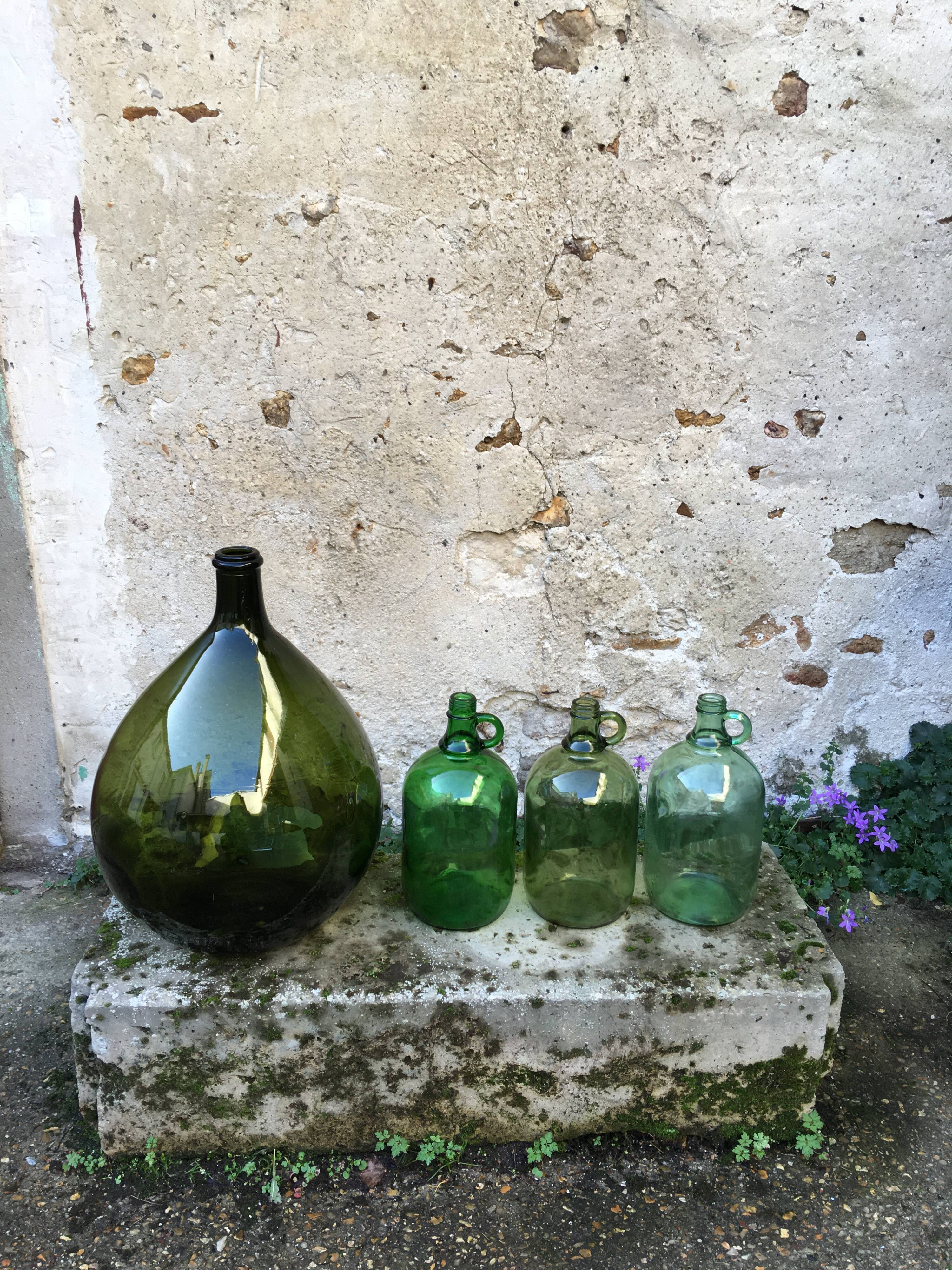 Old demijohn 2L