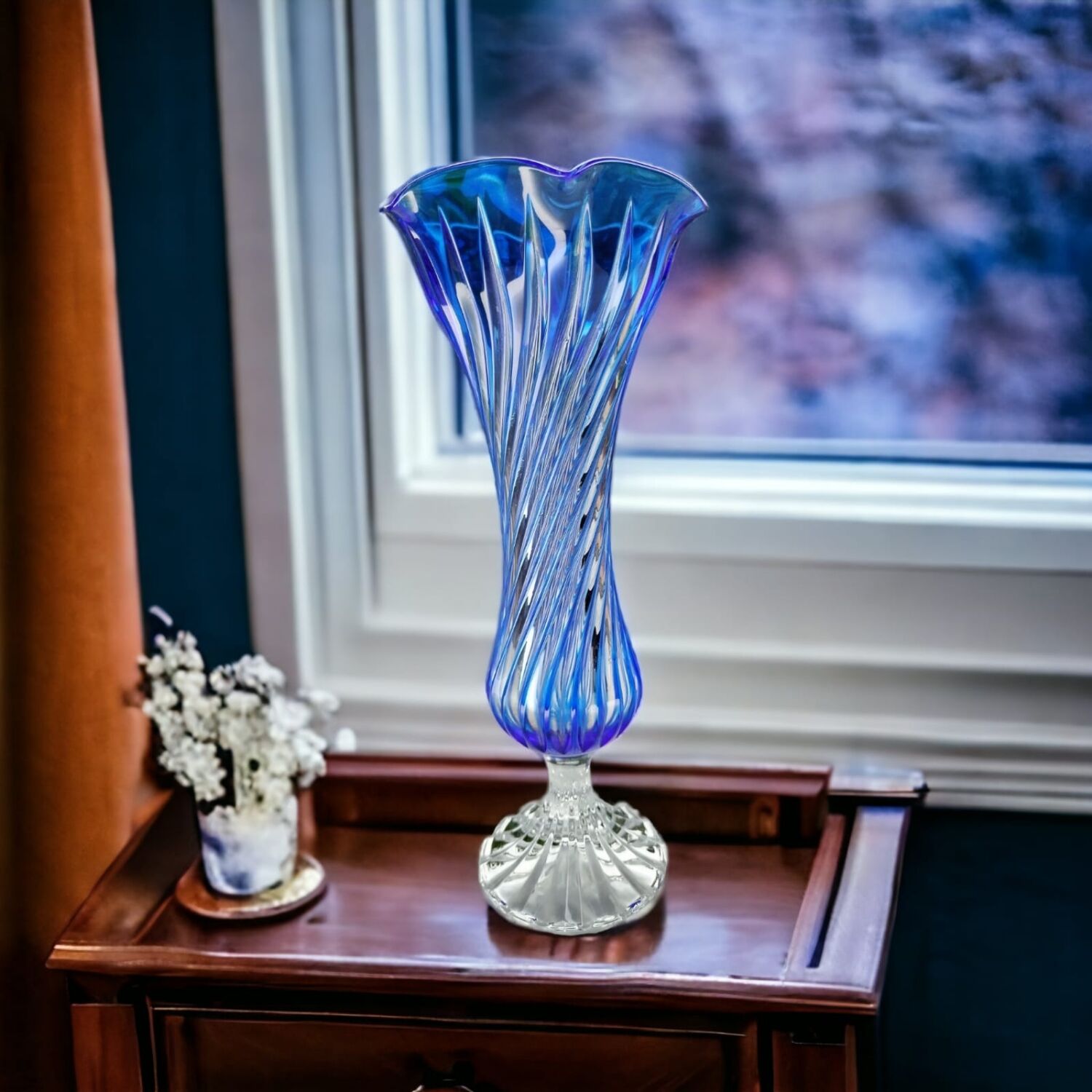 Durand crystal vase