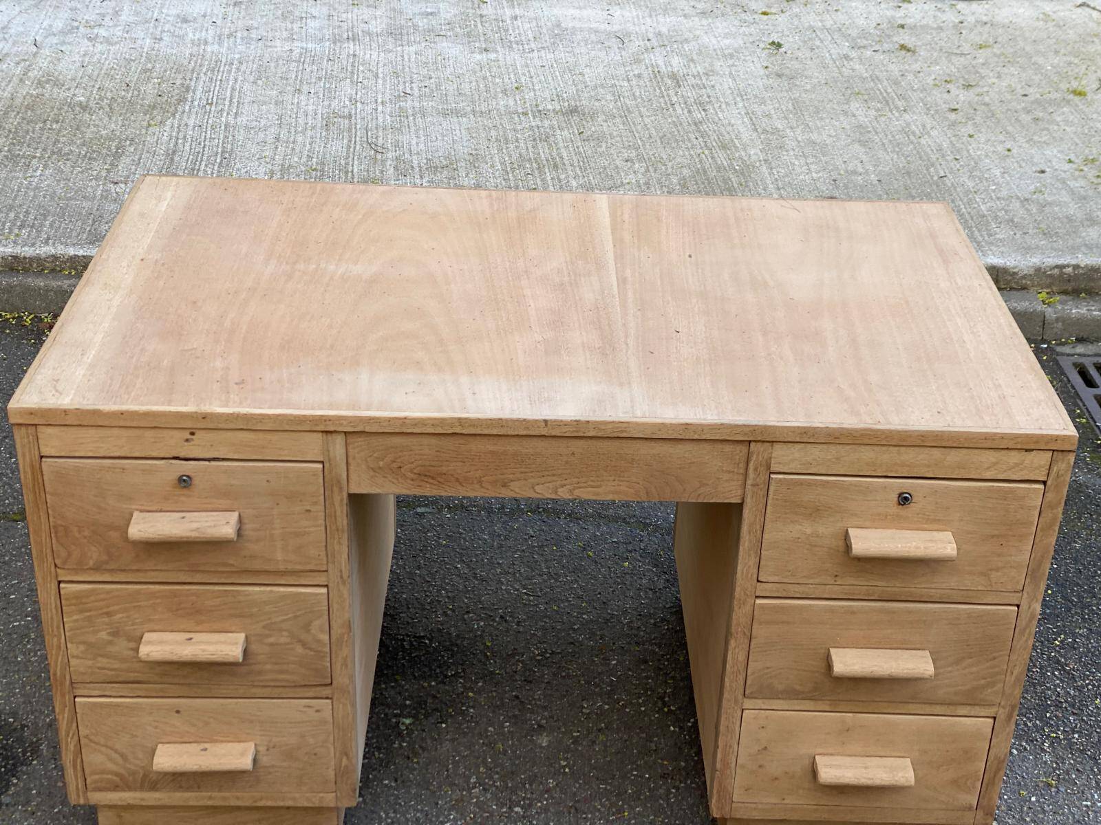 Bureau administratif extensible rénové en chêne du XIXème 130cm