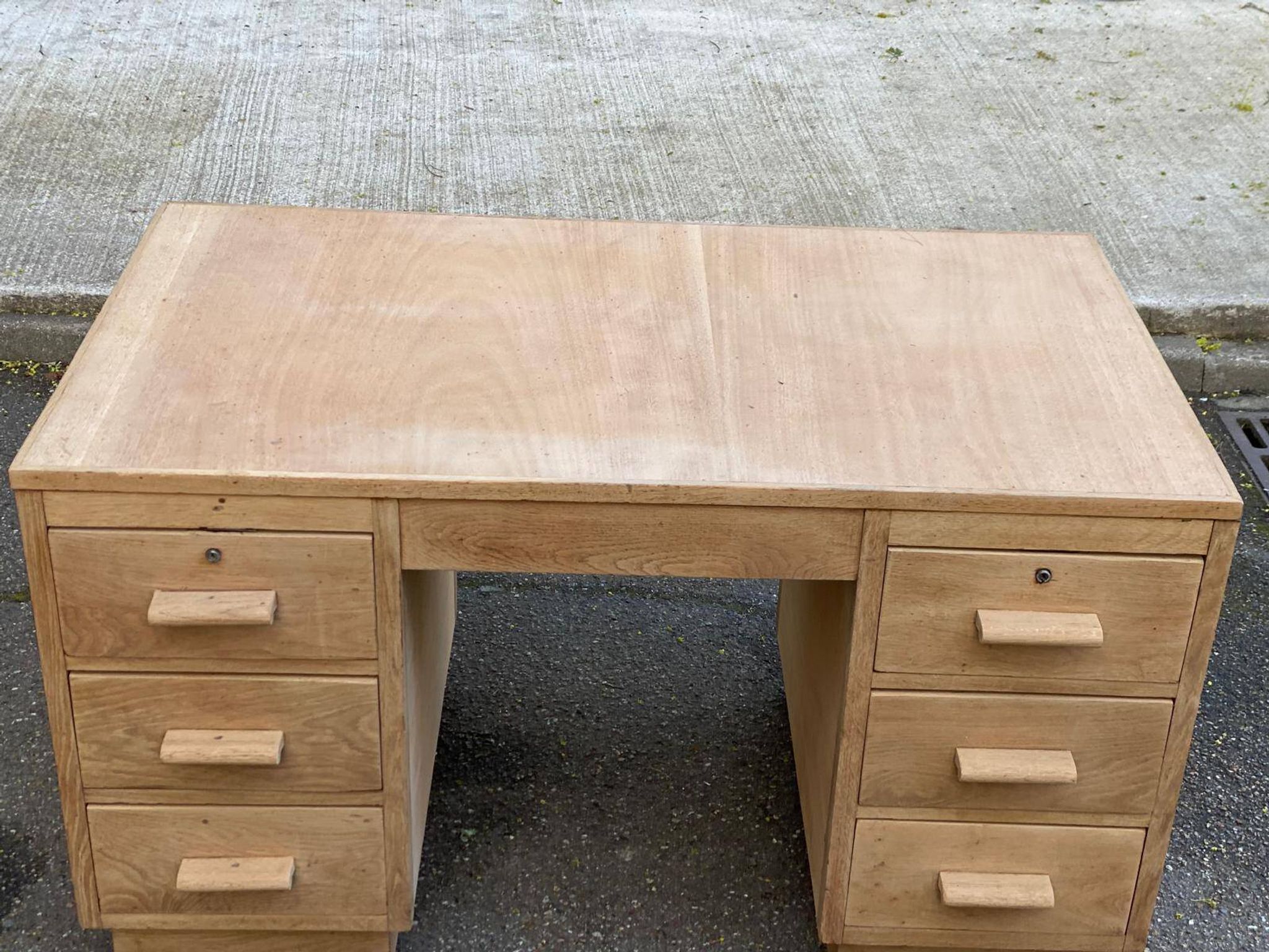 Bureau administratif extensible rénové en chêne du XIXème 130cm
