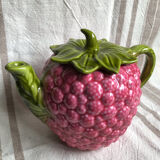 Théière en barbotine framboise