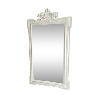 Fine 19th century mirror with decorated pediment. 160x90.