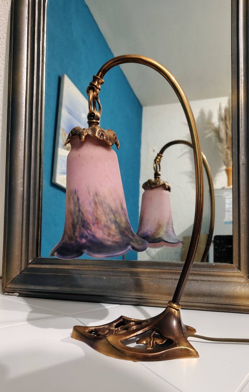 Art nouveau tulip style bronze lamp signed