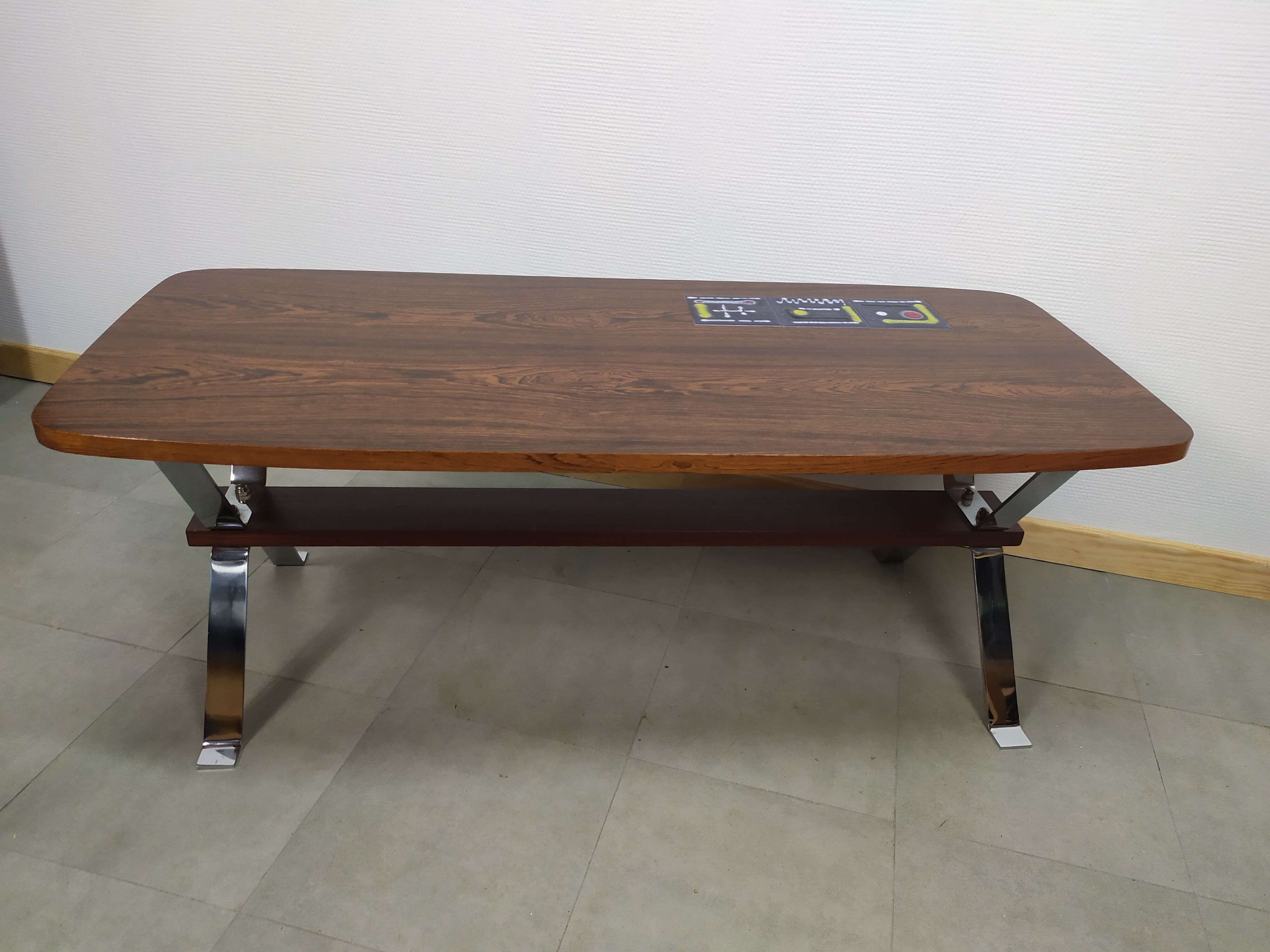 Table basse art déco vintage bois carrelage chrome