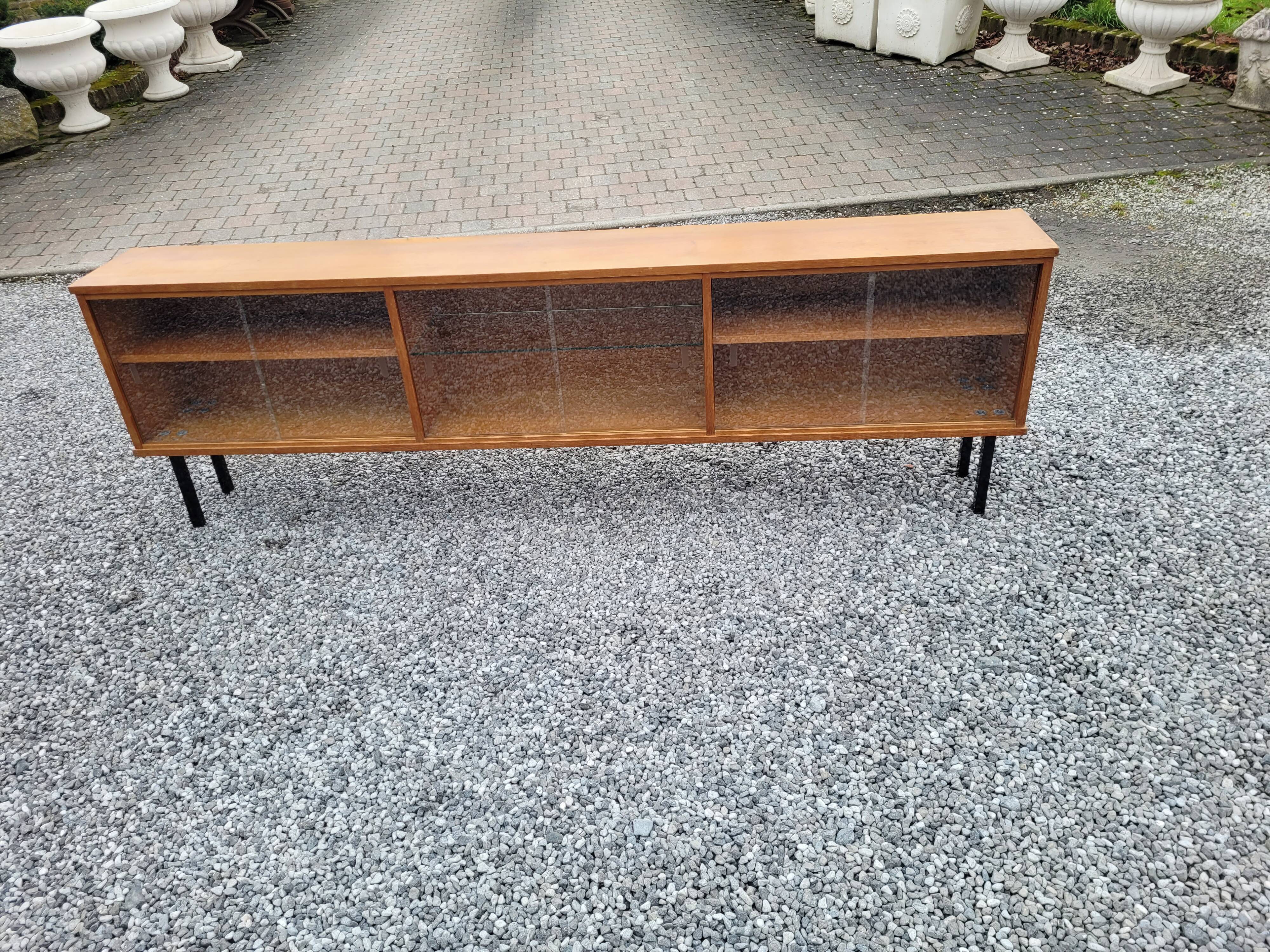 Enfilade vitrés vintage des années 60 en chêne