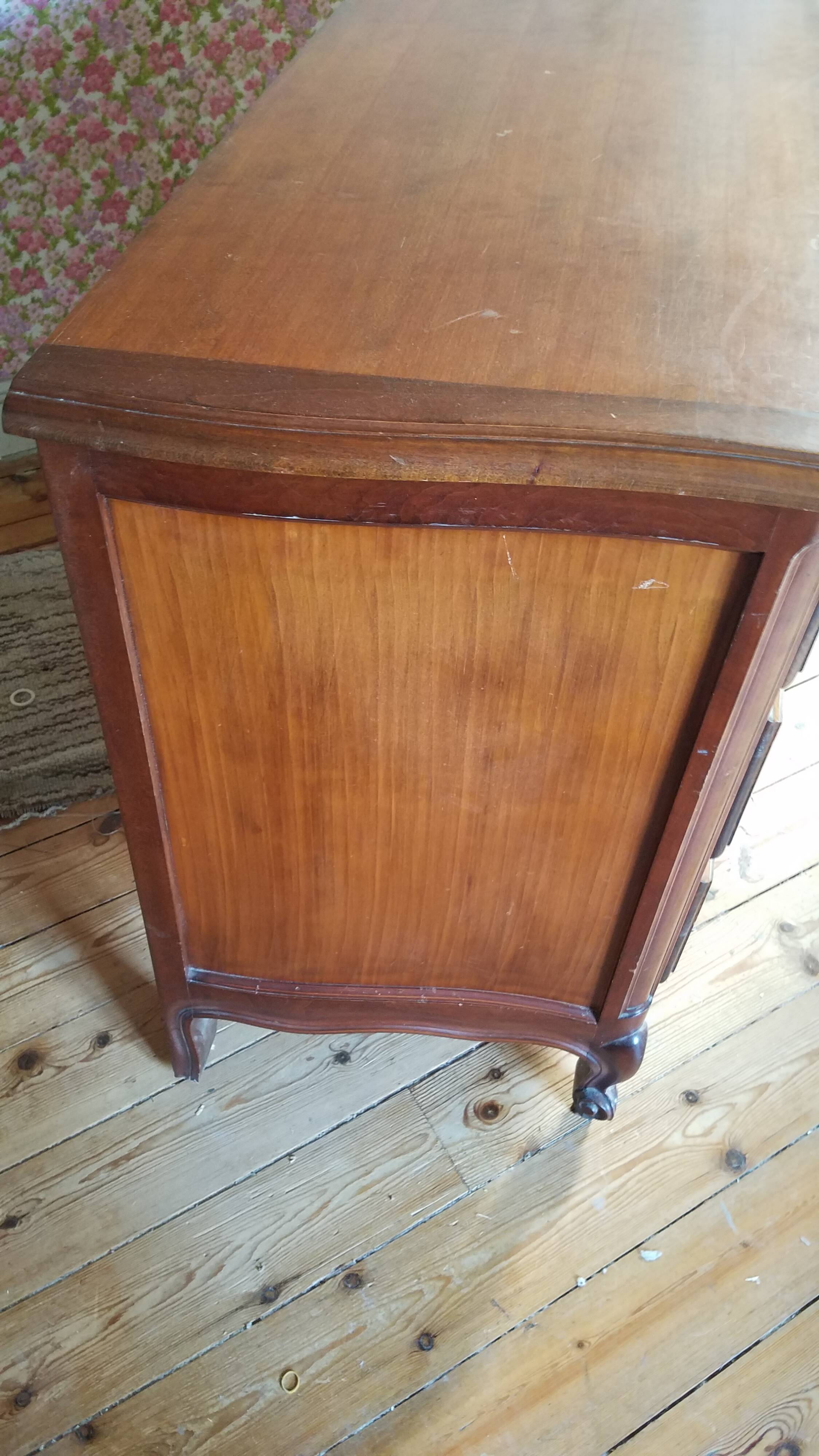 Commode