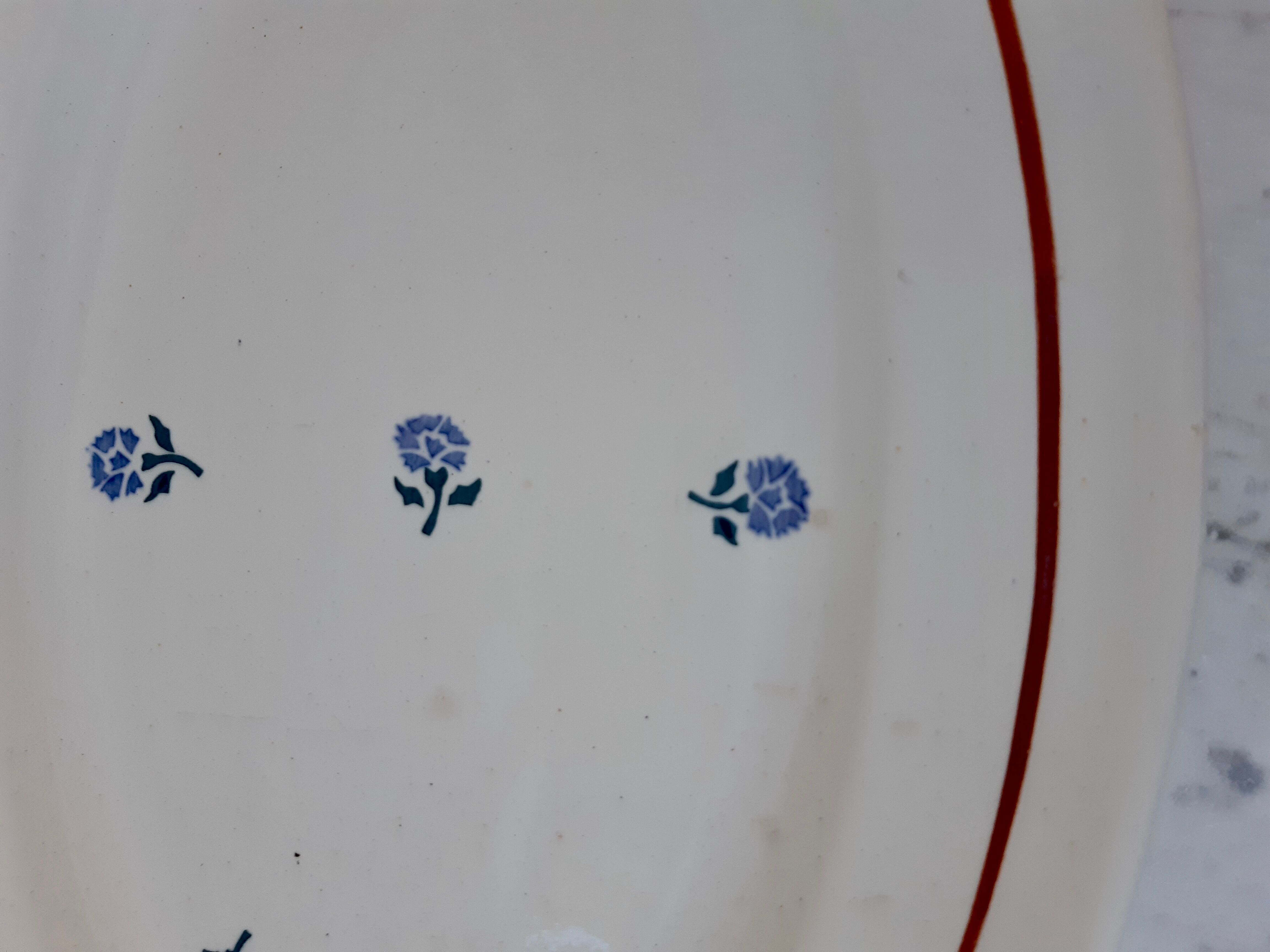 Earthenware plat of Givors