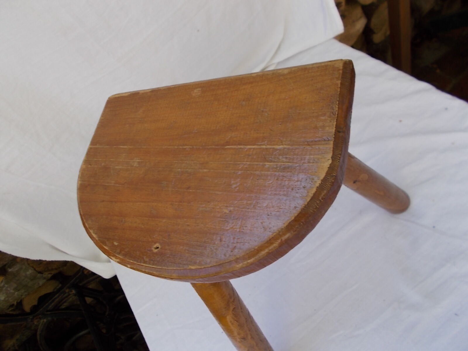 Tripod stool