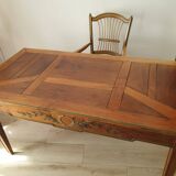 Solid wood desk – Rustic chic style