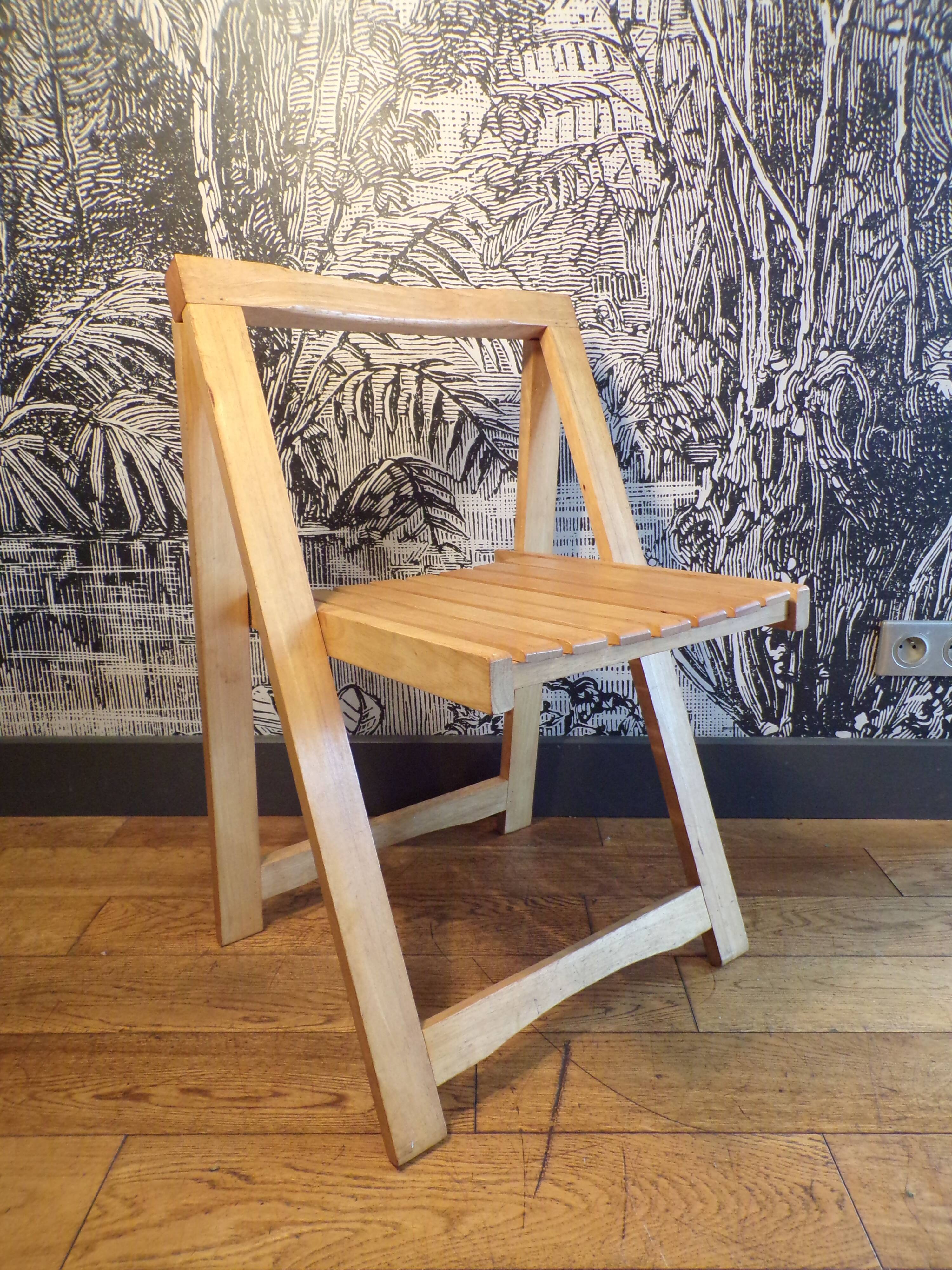 Chaise pliante italienne