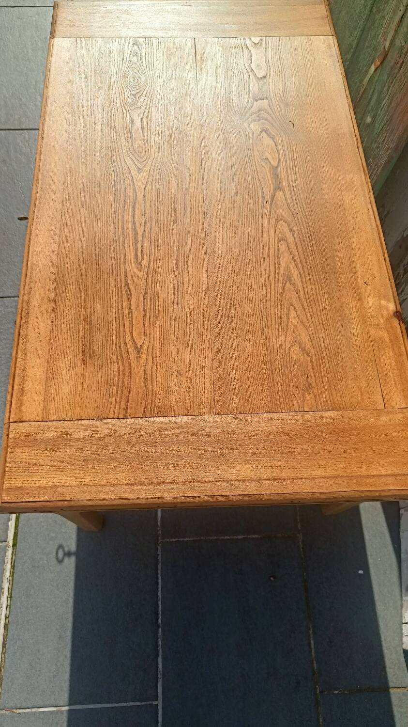 Solid wood coffee table with drawer and original key.