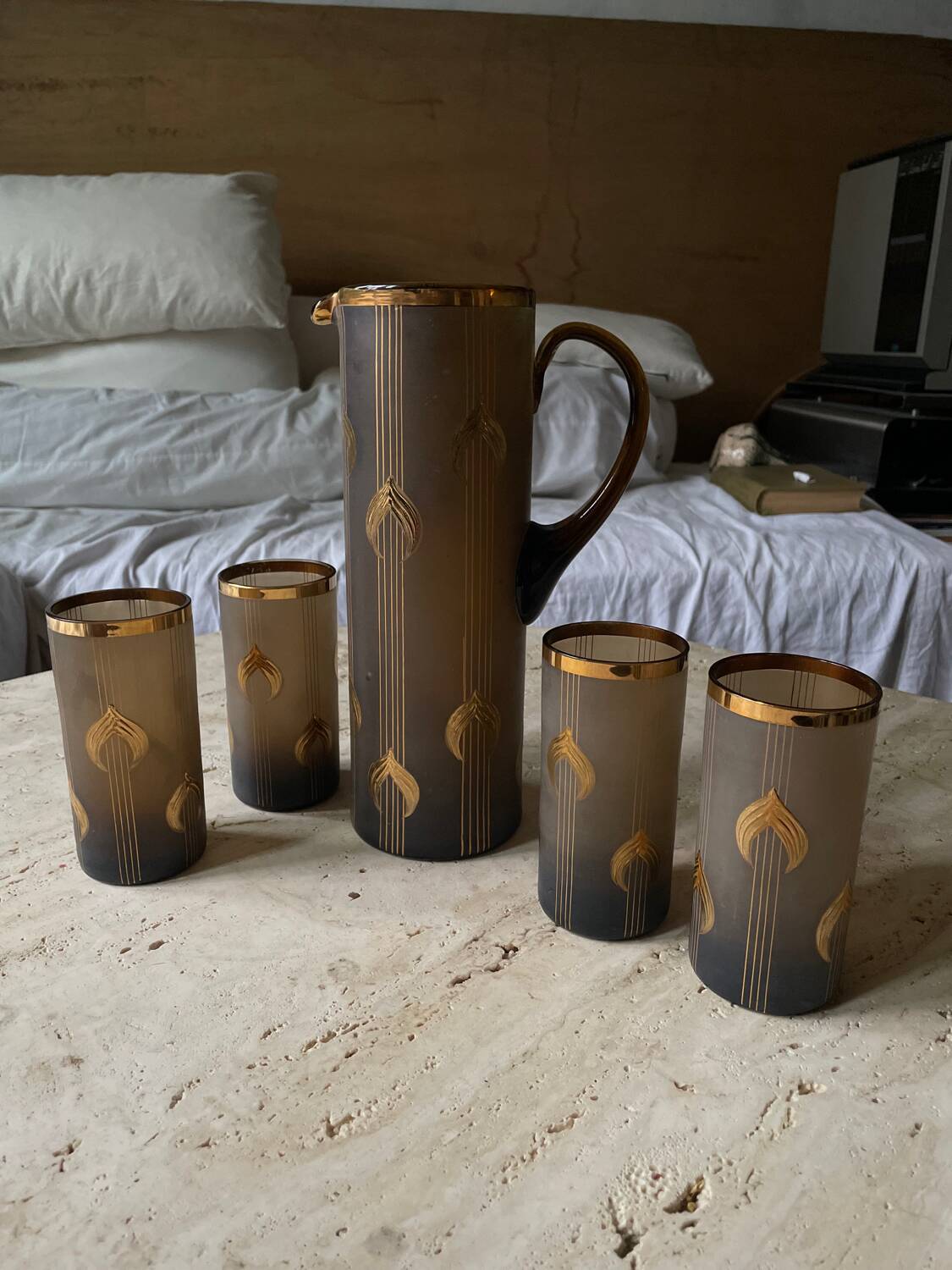 1930s brown and gold orangeade set