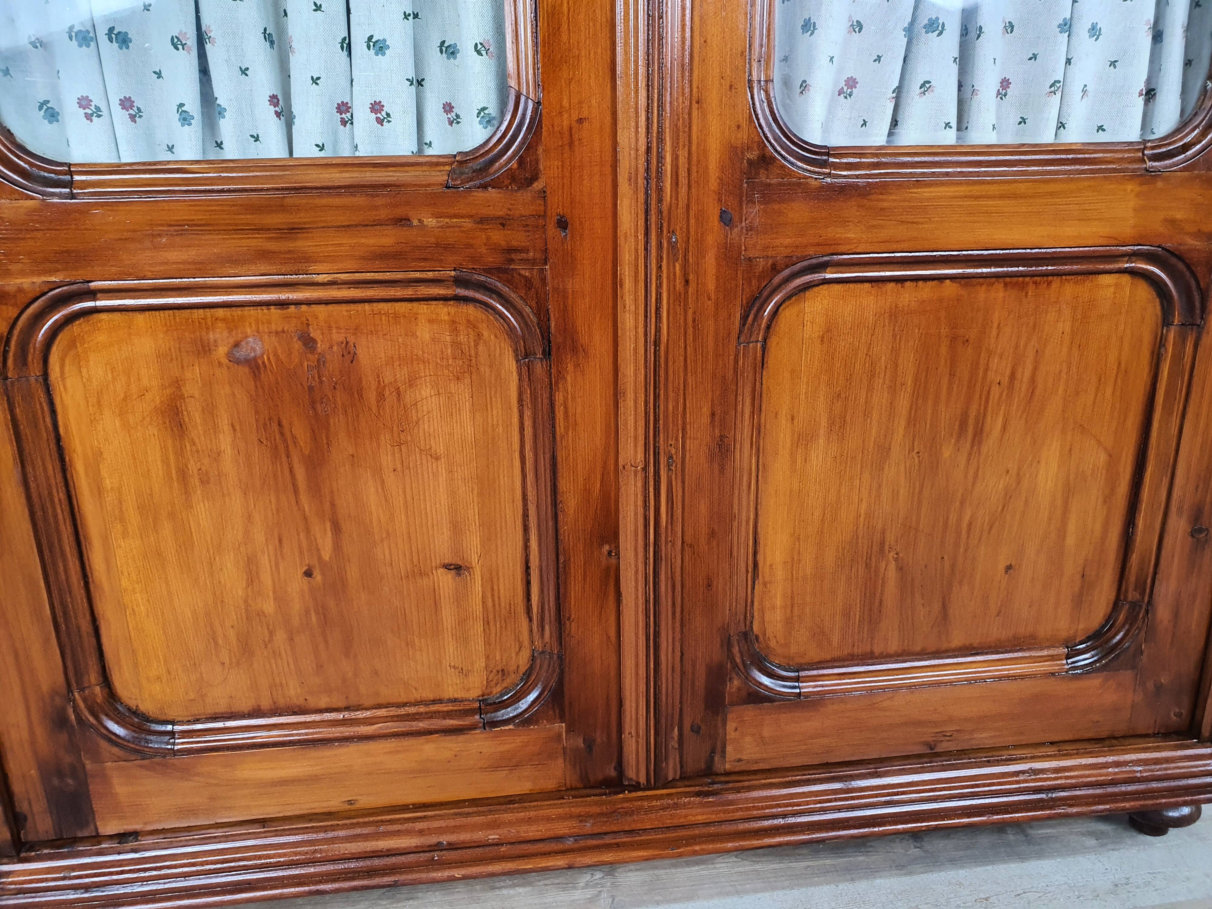 Rustic Wardrobe in Fir with Curtains