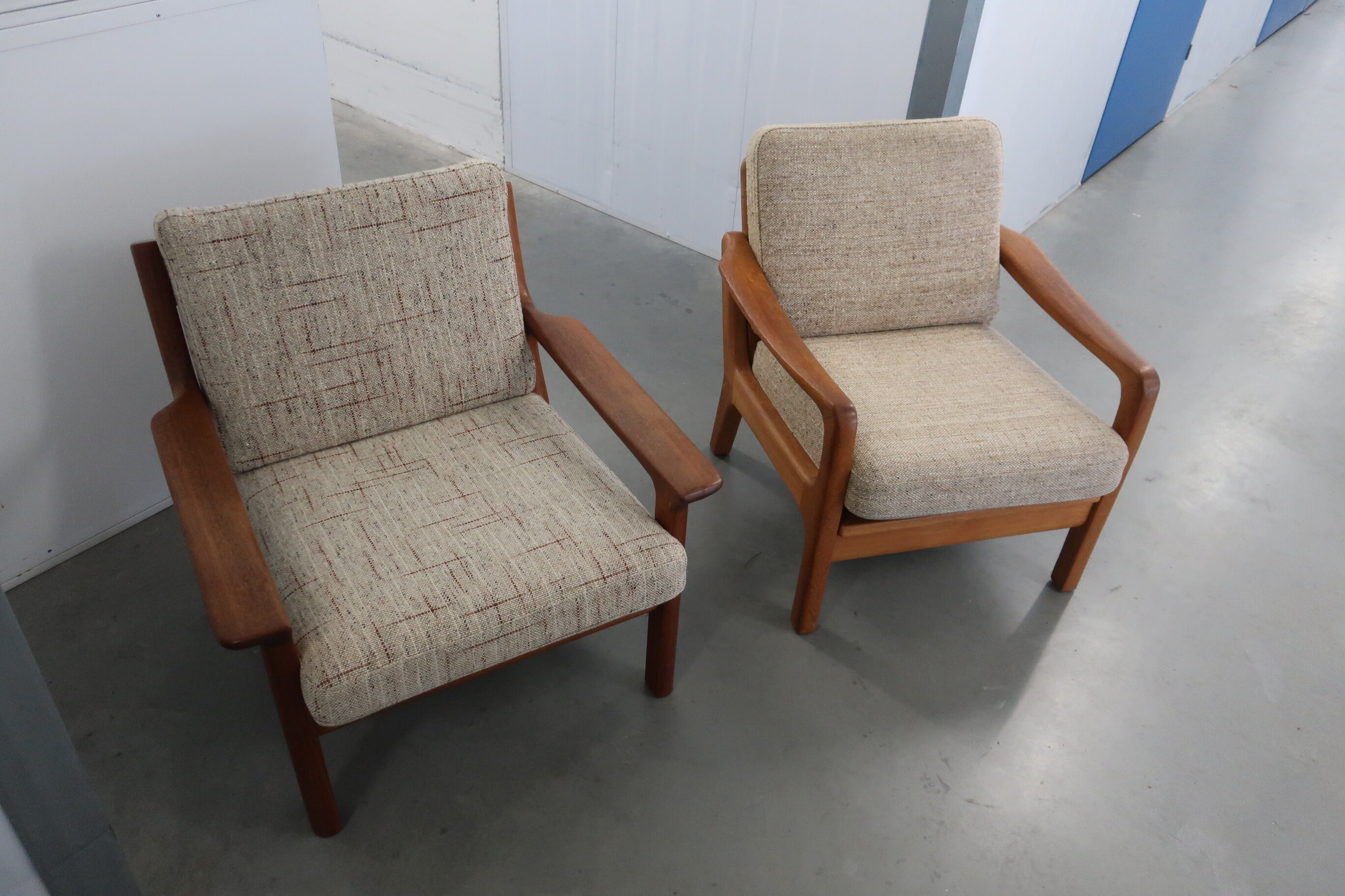 Pair of danish armchairs from the 60s in teak