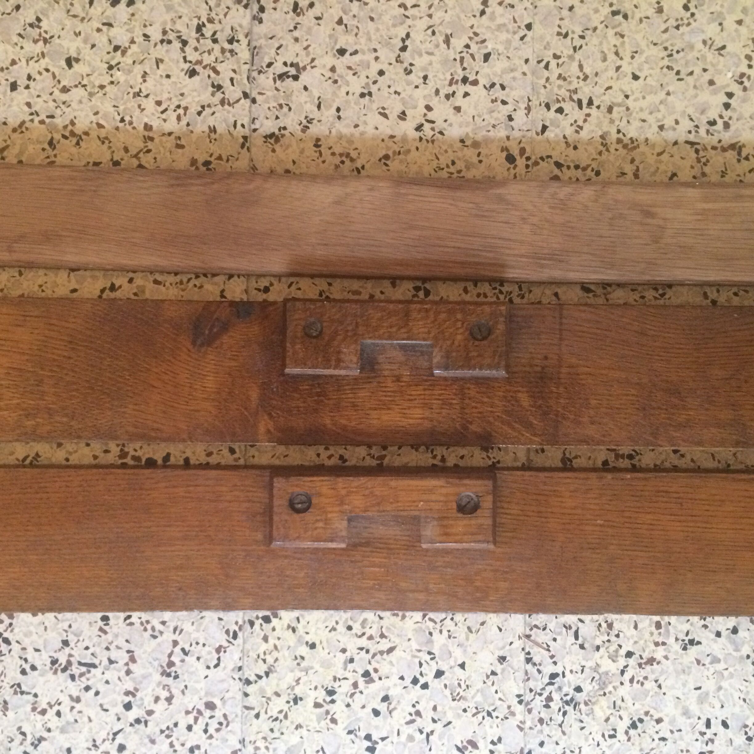 Oak bed by René Gabriel period Reconstruction