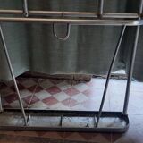 Aluminum floor coat rack