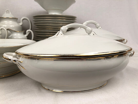 Large porcelain service of Limoges, stamp TL