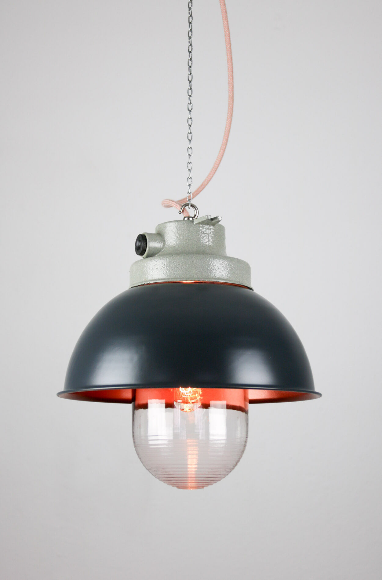 industrial hanging lamp