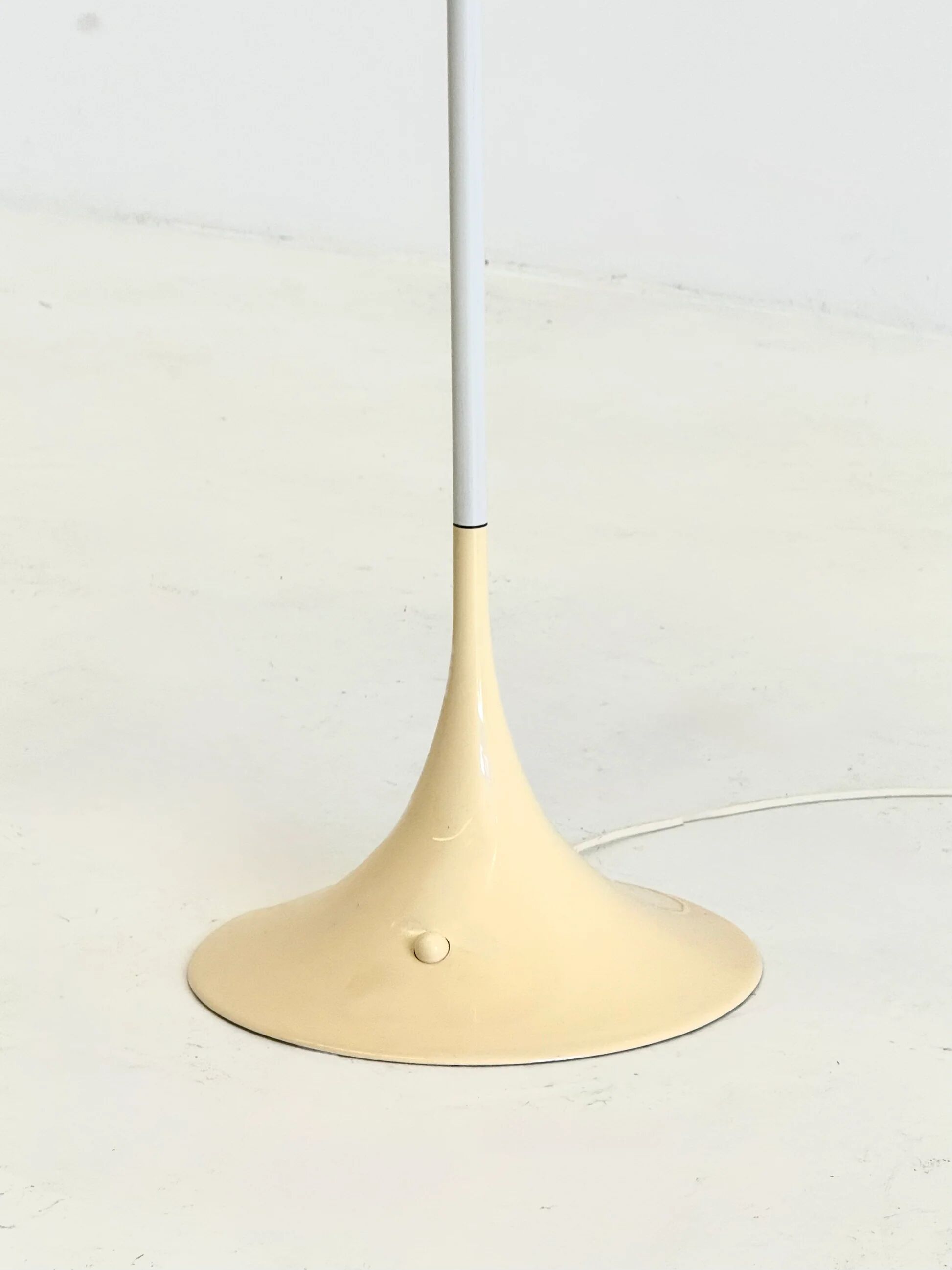 Louis Poulsen Panthella Floor Lamp Verner Panton